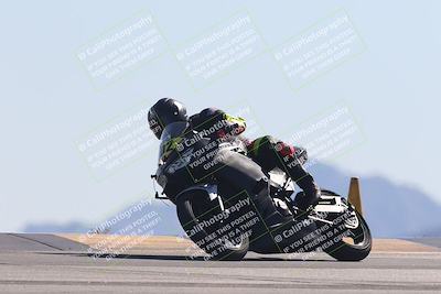 media/Oct-30-2025-Racers Edge (Thu) [[dabbdaf680]]/3-B Group/Session 4 Turn 9/